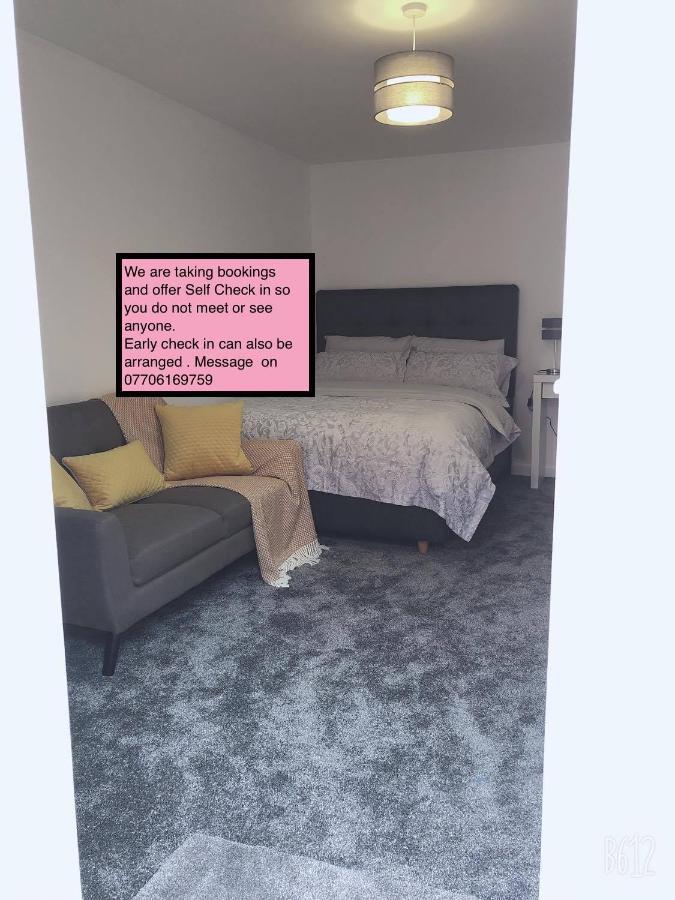 Flat 2 - Entire Modern Two Bedrooms Home With En-Suite & Free Parking Close To Qmc, City Centre And Notts Uni - Self Check In ノッティンガム エクステリア 写真